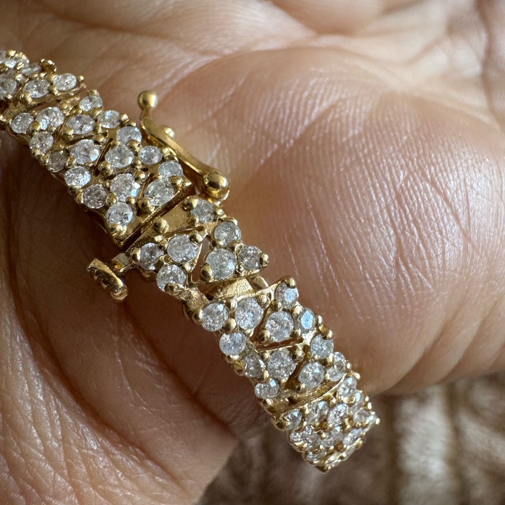 Elegant 6.5 CT Natural Diamonds Bracelet 14K Yellow Gold 7” Length - Picture 6 of 15